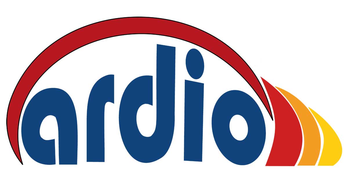 Logo ardio Schriftzug blau Bogen über Schrift und kleine Bogen rechts